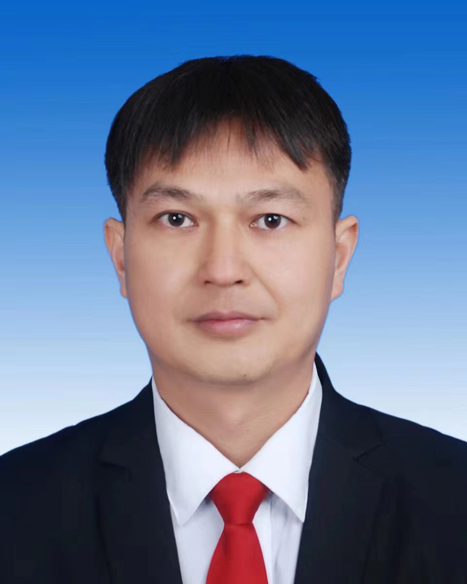 韦永锋（主任医师、研究生学历）